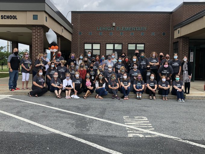 Lehigh Elementary final photo in front of old building